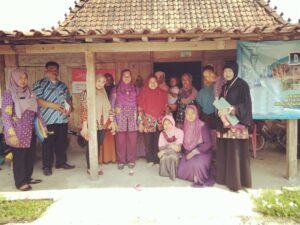 foto bu titik 8